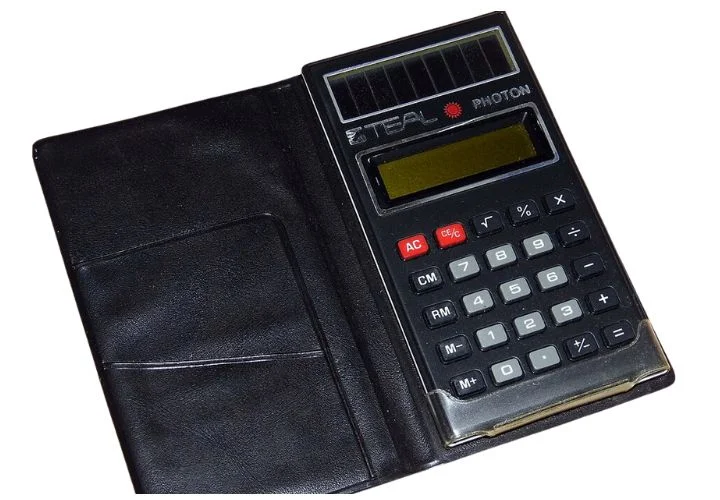 Joe Haupt from USA, CC BY-SA 2.0Solar-Powered Calculators (1970s)